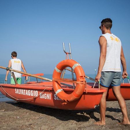 Alberto Quadrilocale A Soli 150M Dal Mare Marina di Castagneto Carducci Luaran gambar